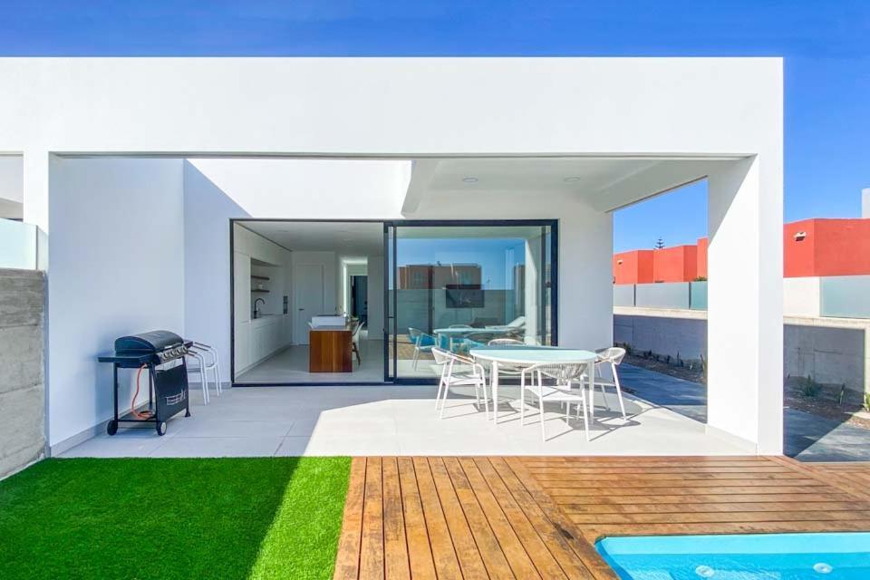 Lea Luxury Golf House Ferienhaus *